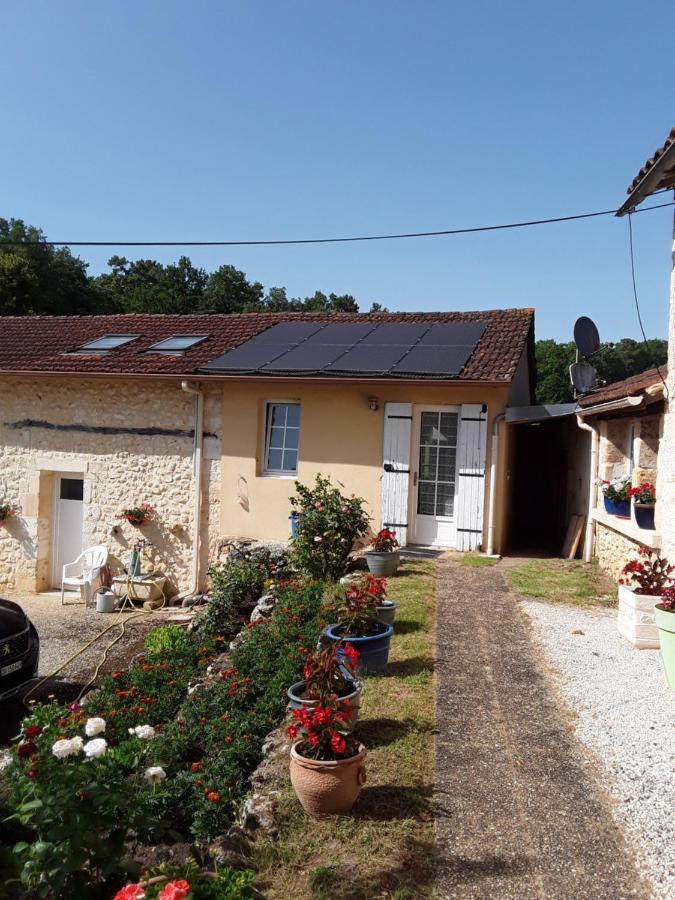 Bed and Breakfast Acacia/Petunia Liorac-sur-Louyre Exterior foto